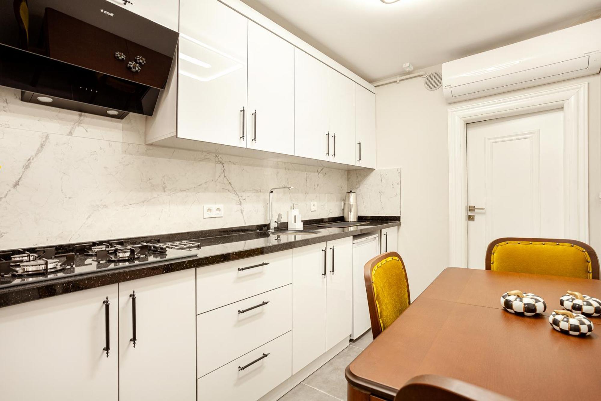 Bellavia Deluxe Apart Istanbul Exterior photo